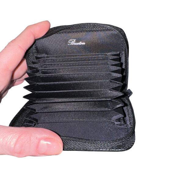 Buxton Genuine Pebbles Leather RFID Wizard Wallet 11 card slots - Black - Picture 7 of 9